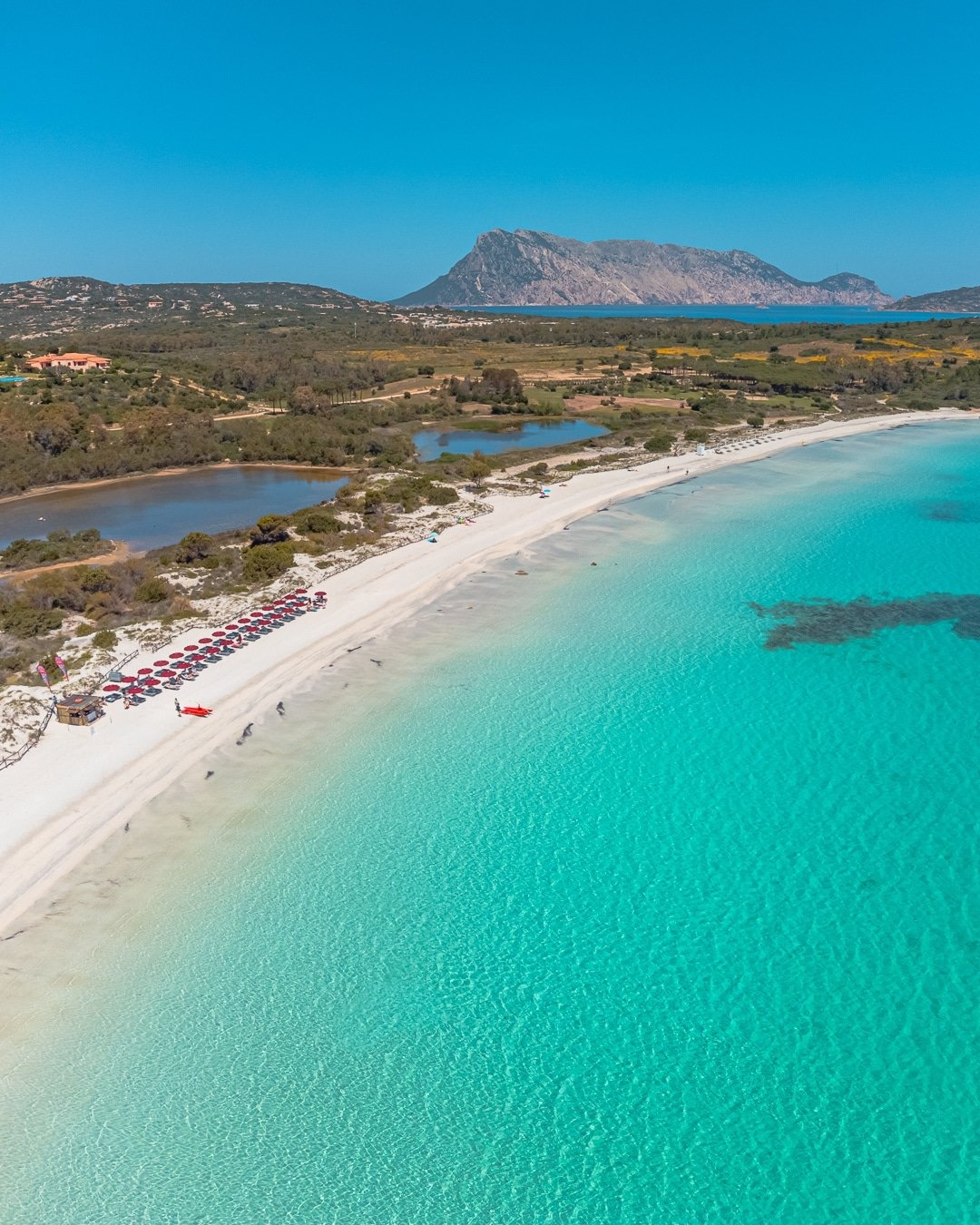 ambraholidayrooms overlay menu